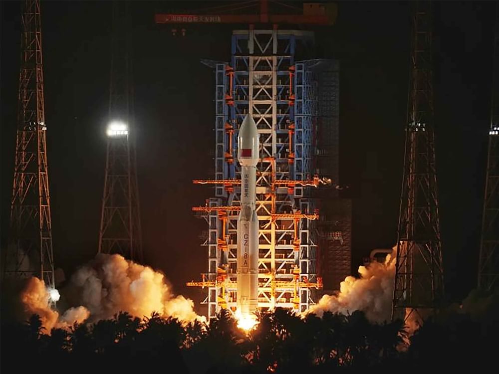 中国成功发射卫星互联网低轨20组卫星