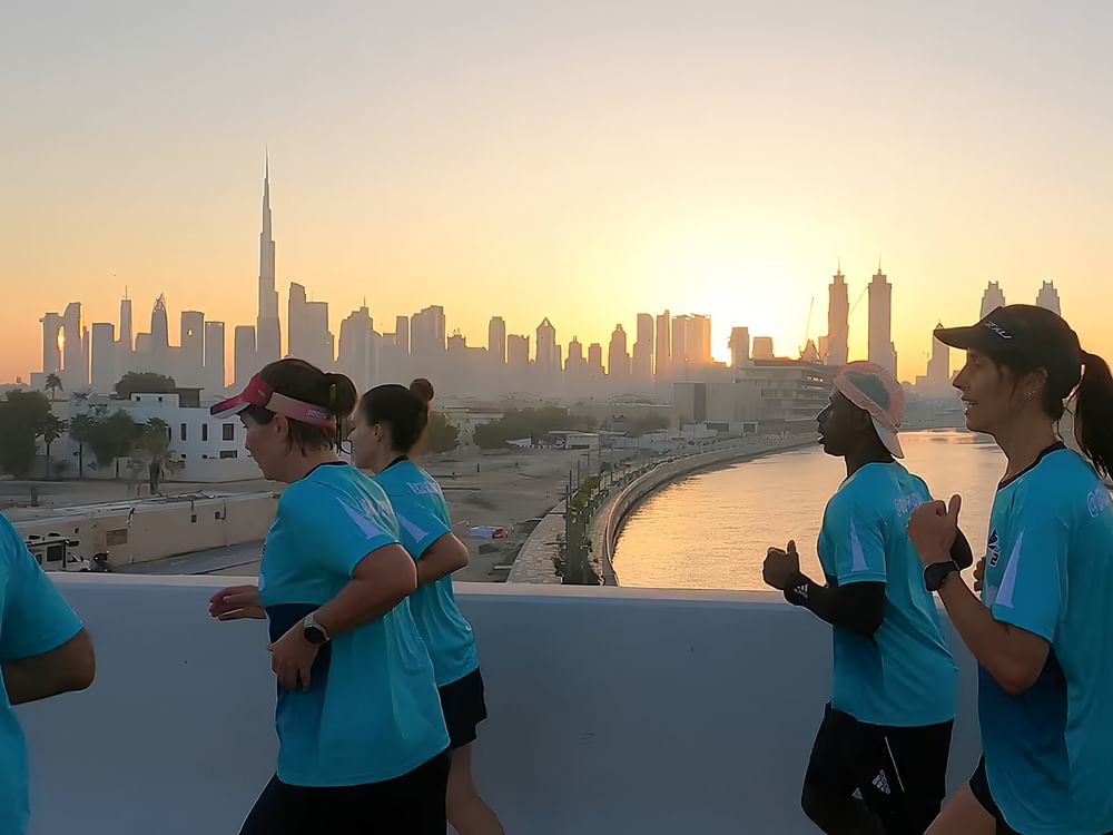 دبي تستضيف سباق "برج إلى برج" للجري بمشاركة 13 ألف عداء وعداءة