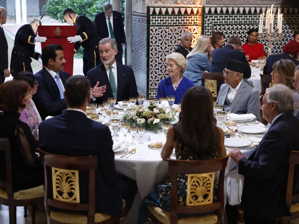 Emir do Qatar se reúne com rei da Espanha em Sevilha durante conferência da ONU