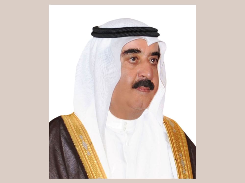 حاكم أم القيوين وولي عهده يهنئان رئيس الدولة ونائبيه والحكام بحلول شهر رمضان