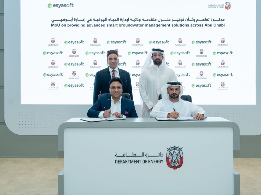  دائرة الطاقة و"آسيا سوفت" يوقعان مذكرة تفاهم لتطوير حلول ذكية لإدارة المياه الجوفية في أبوظبي 