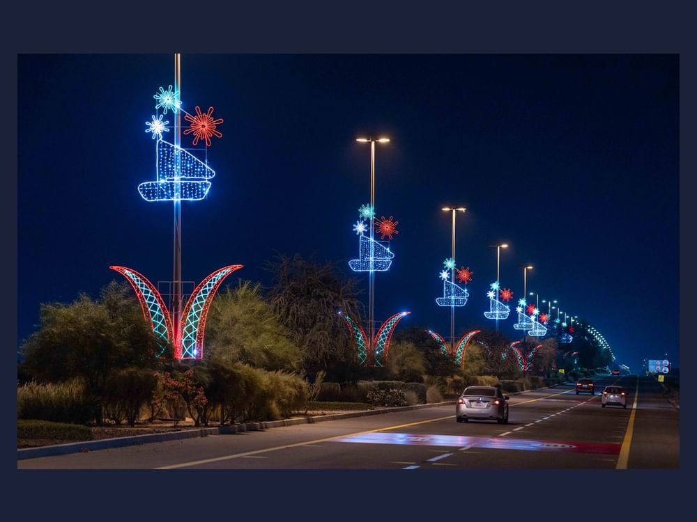 3000 مجسم وشكل هندسي تزين مدن منطقة الظفرة احتفاءً بعيد الاتحاد 