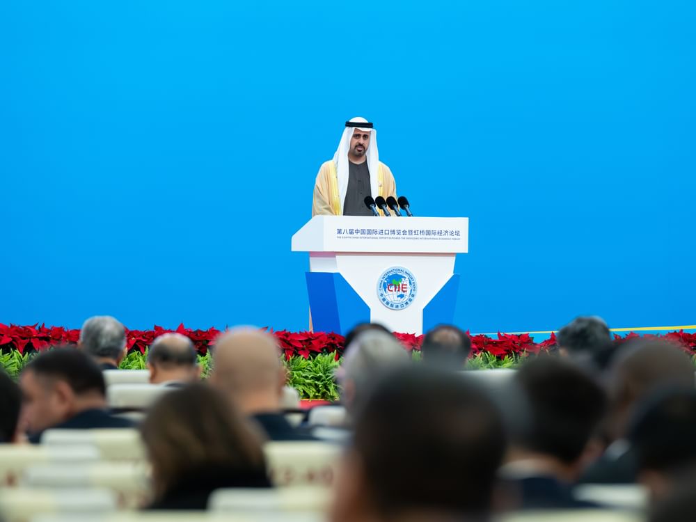 ذياب بن محمد بن زايد يشهد افتتاح معرض الصين الدولي للاستيراد 2025 في شنغهاي