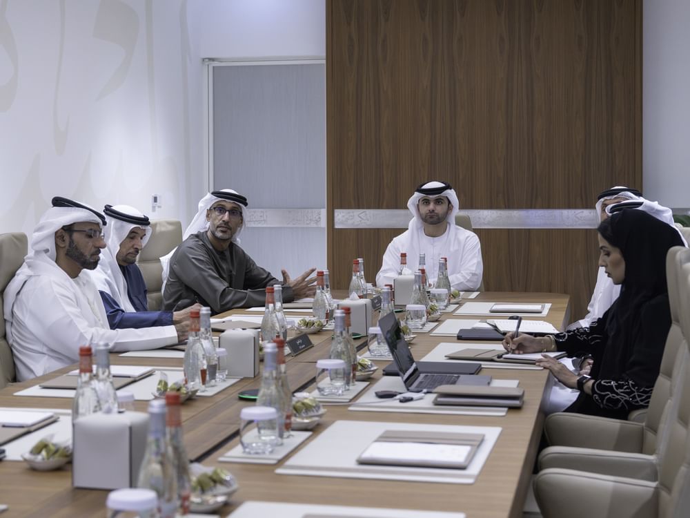 Cheikh Mansoor bin Mohammed a examiné les préparatifs de la première édition du « World Sports Summit »