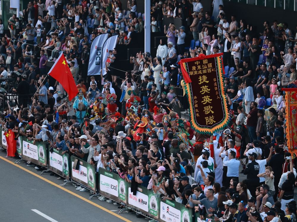 إقبال جماهيري قياسي على منافسات "سوات 2026" 