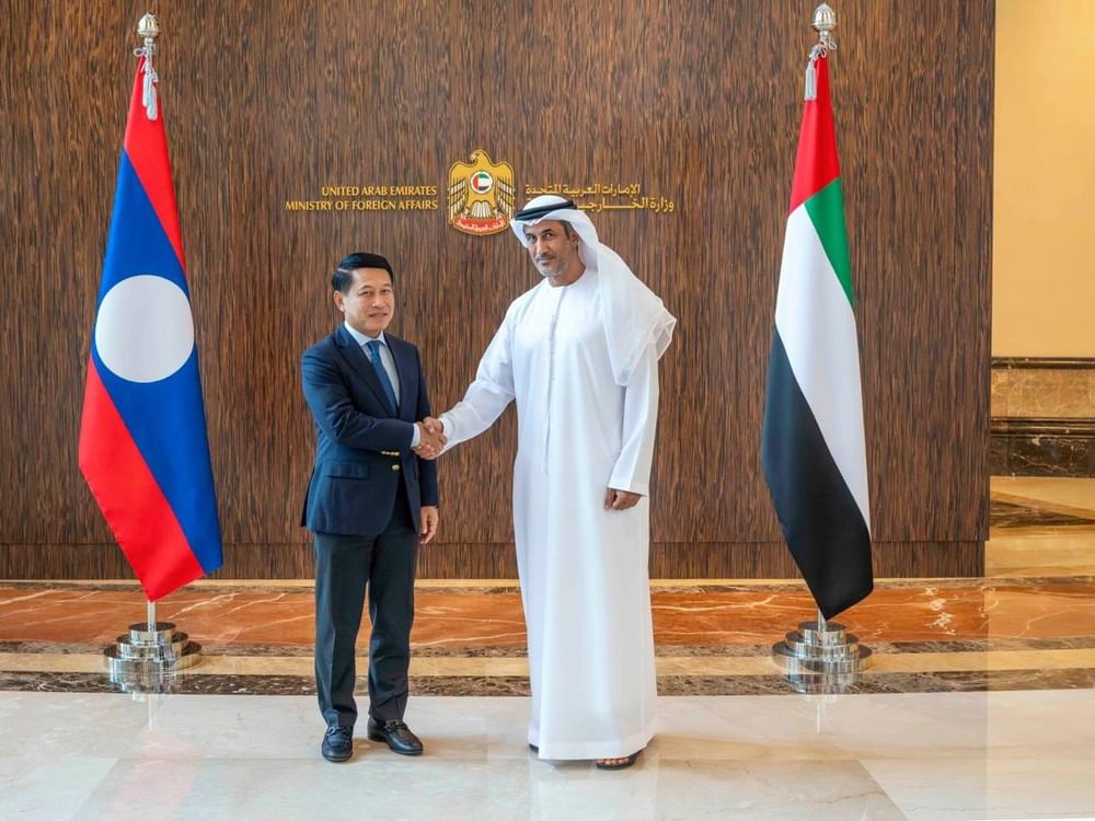 الهاجري يستقبل نائب رئيس وزراء لاوس ويبحث سبل تعزيز التعاون المشترك بين البلدين