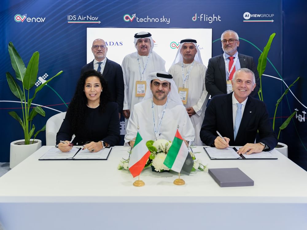 تعاون بين مطار الفجيرة الدولي ومجموعة ENAV الإيطالية وشركة ADAS في قطاع الطيران
