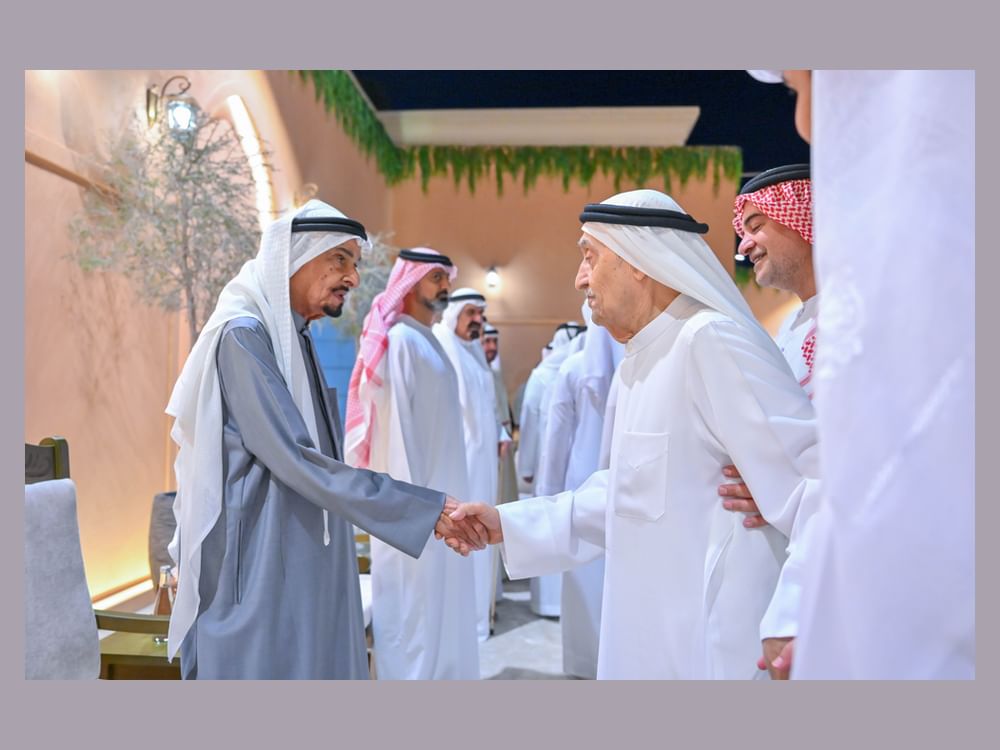 حاكم عجمان وولي عهده يستقبلان المهنئين بحلول شهر رمضان المبارك