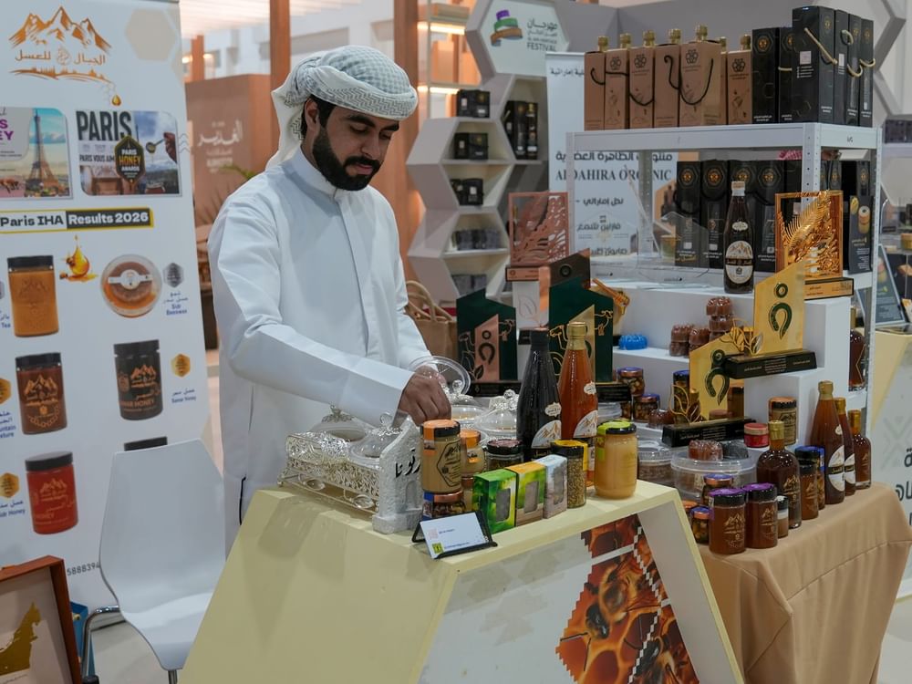 "قرية العسل" بمهرجان العين التراثي منصة متخصصة لإبراز المنتج المحلي