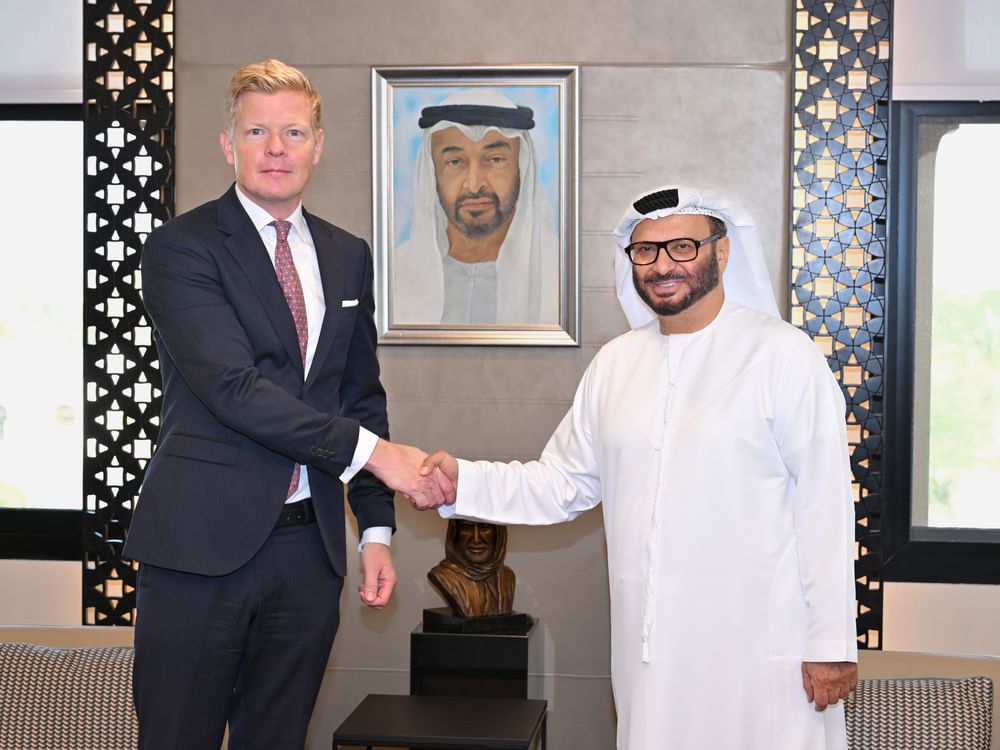 Anwar Gargash meets UN Special Envoy for Yemen