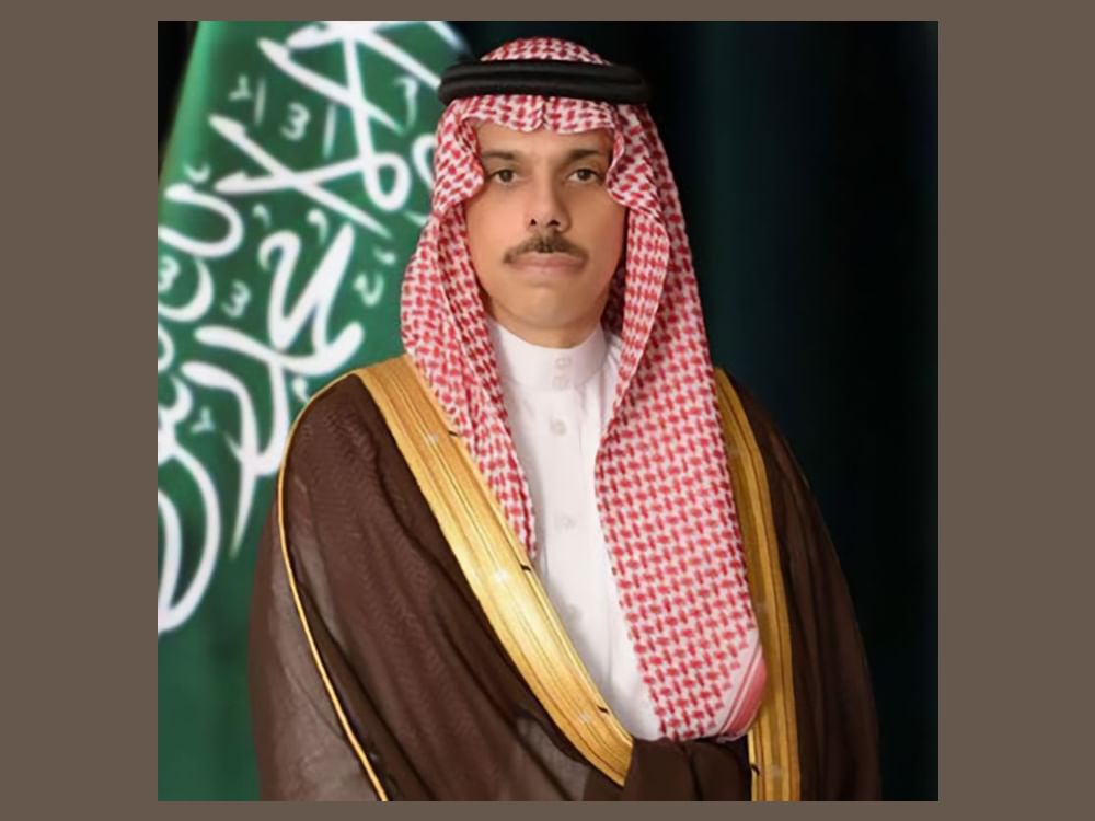 وزير خارجية السعودية يبحث هاتفيا التطورات في المنطقة مع نظيريه الروسي والباكستاني
