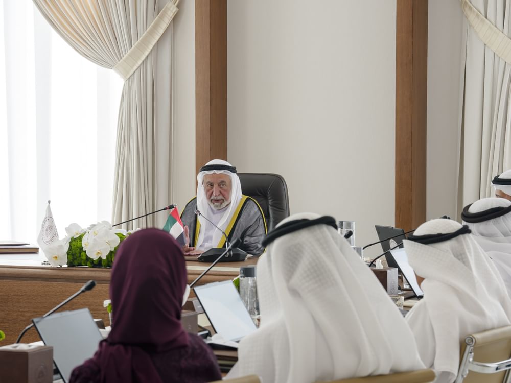 Sharjah Ruler chairs University of Kalba board meeting