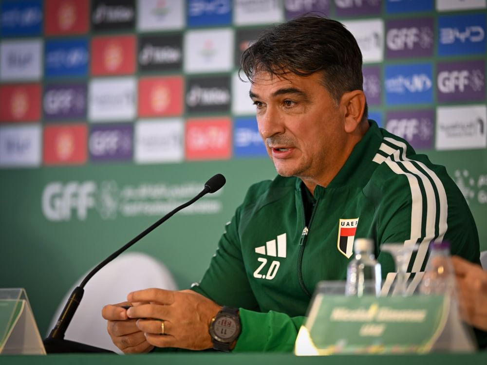 مدرب منتخب الإمارات: نصف نهائي "خليجي 27" هدفنا الأول 