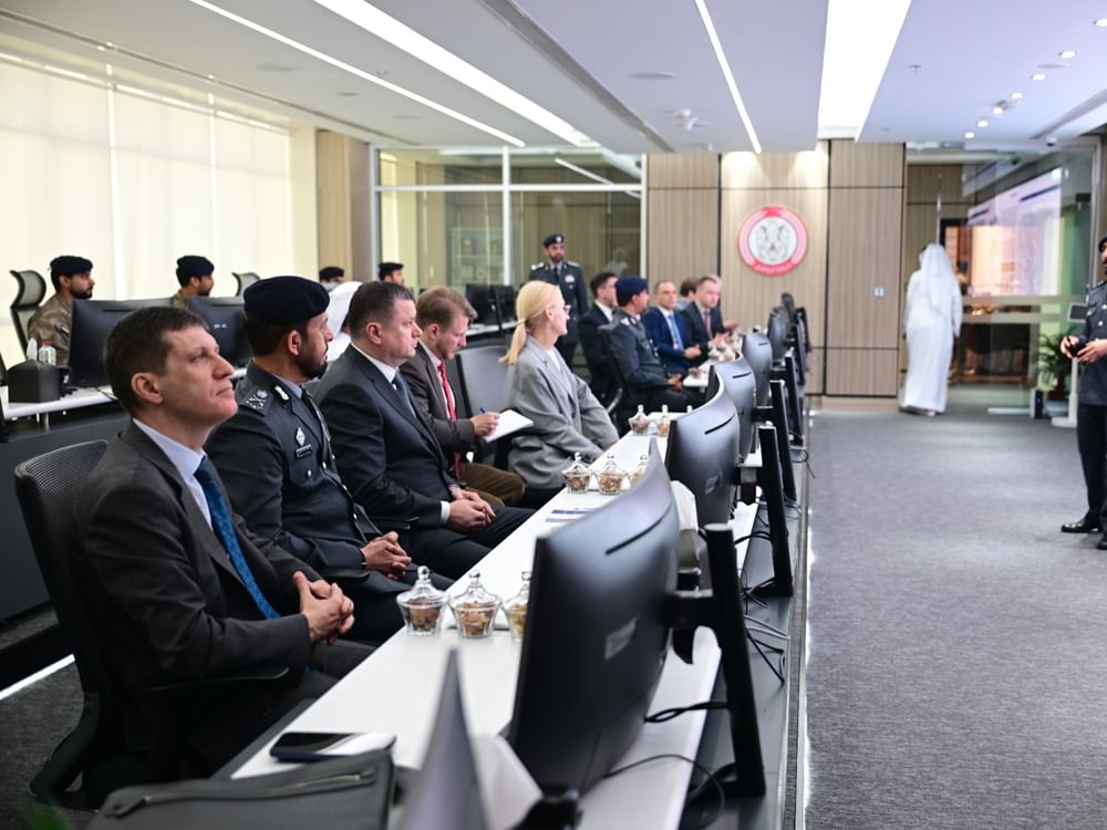 شرطة أبوظبي تطّلع وفدًا روسيًا على الأنظمة الأمنية المتطورة