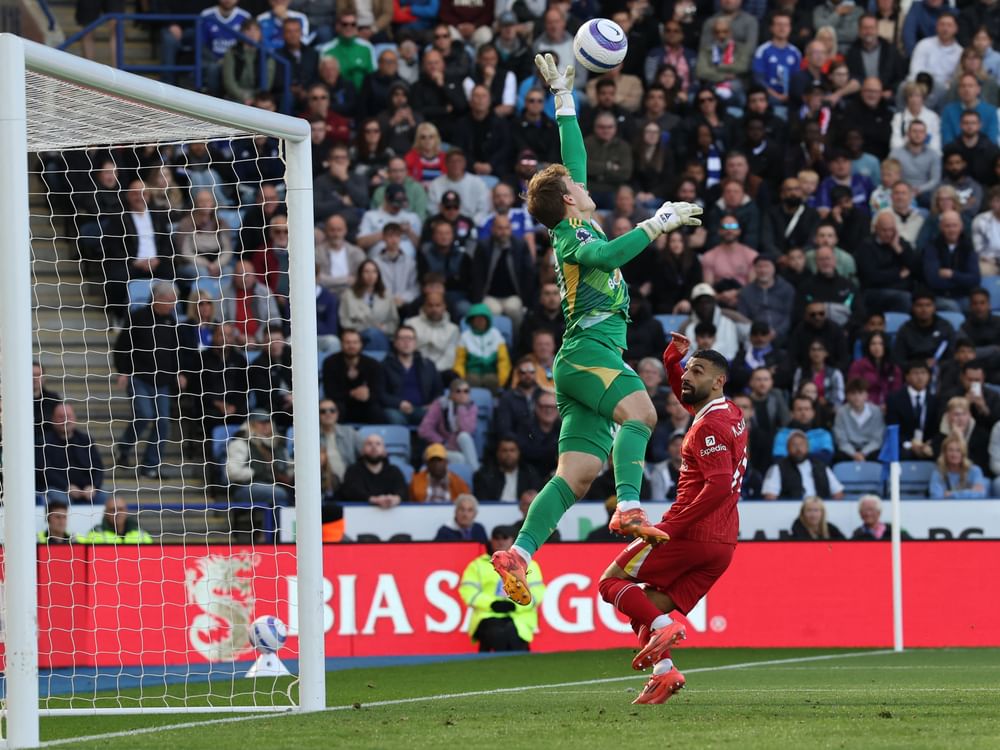 Liverpool on verge of title, relegate Leicester