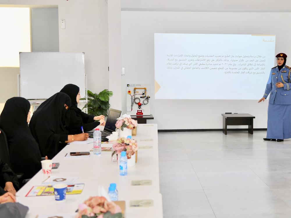 دفاع مدني عجمان يعزز التوعية حول إجراءات استخدام غاز الطبخ المنزلي