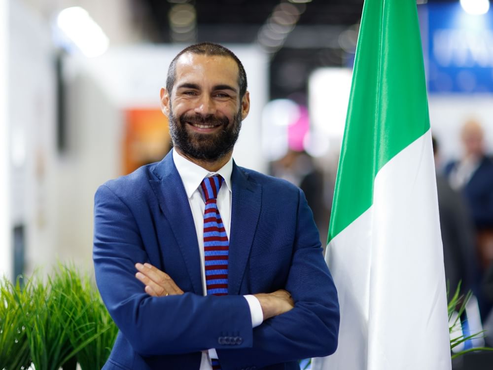 Il Commissario per il commercio italiano evidenzia i legami di lunga data tra Emirati Arabi Uniti e Italia