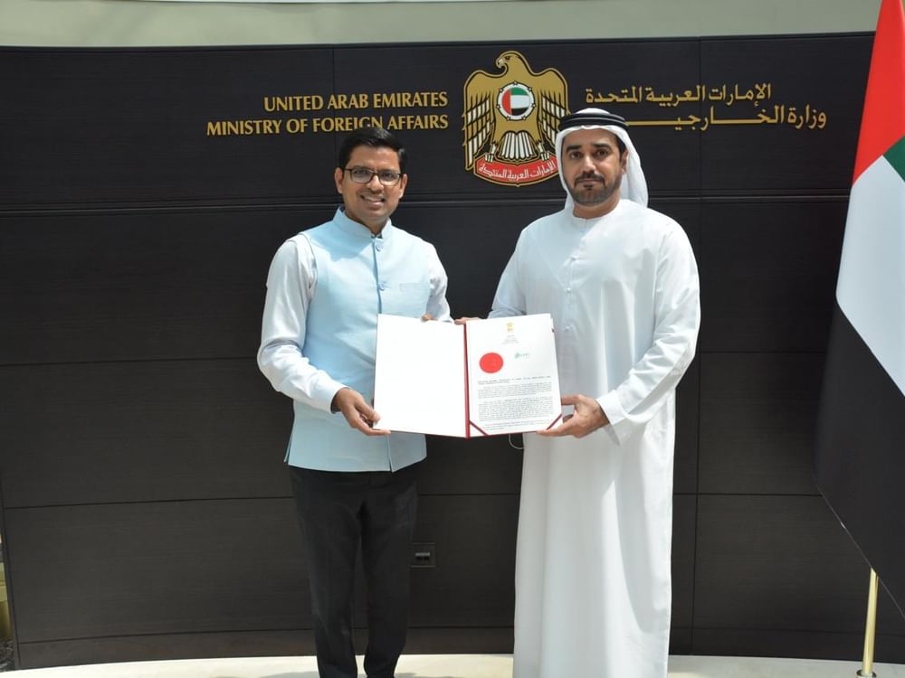 Director of MoFA’s Dubai Office receives consular credentials of Consul General of India