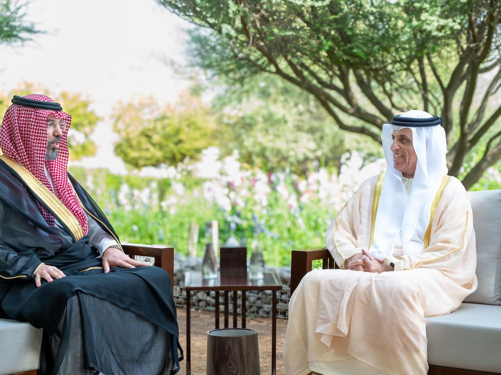 Сауд бин Сакр принял генерального консула Саудовской Аравии