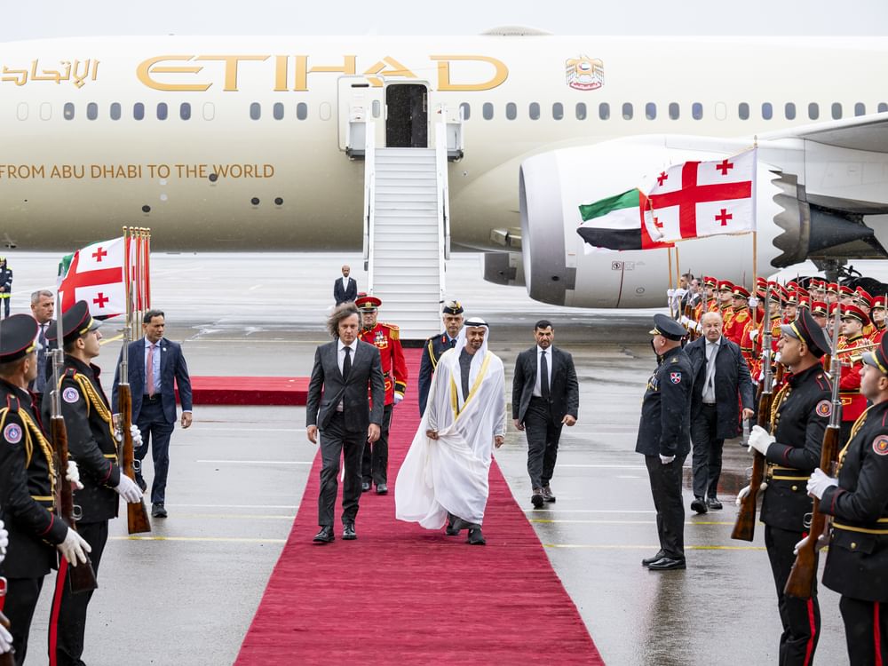 Presidente dos Emirados chega à Geórgia em visita oficial
