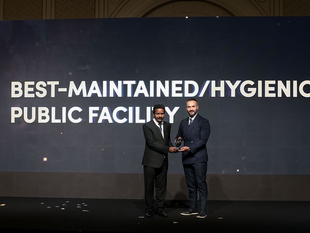 RAKEZ receives Silver Award at MECHF 2025 for excellence in facility management, sustainability