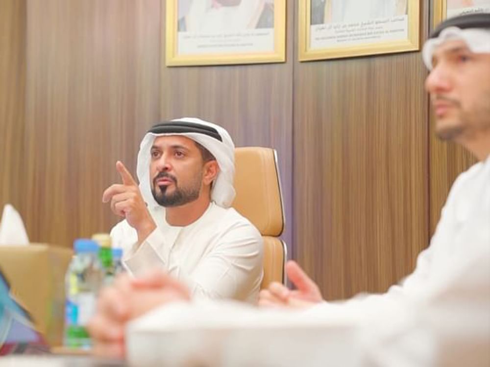عبدالعزيز النعيمي يؤكد أهمية تجديد وتطوير  أساليب العمل 