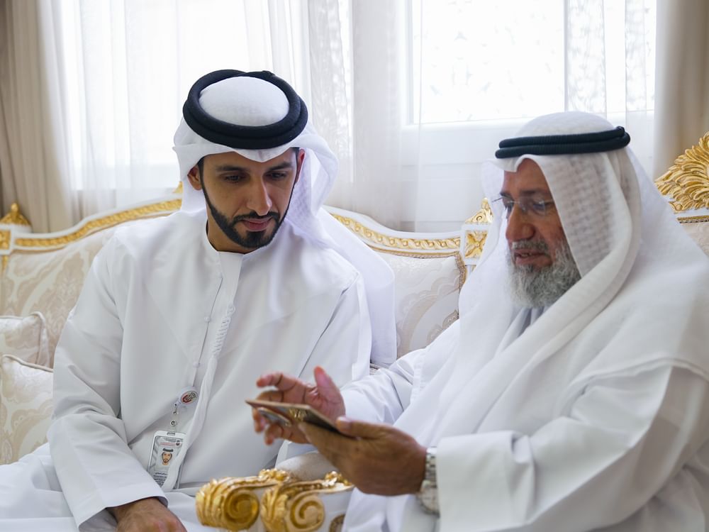 بلدية الظفرة ترسخ دور الأسرة عبر مبادرات مجتمعية وبرامج توعوية