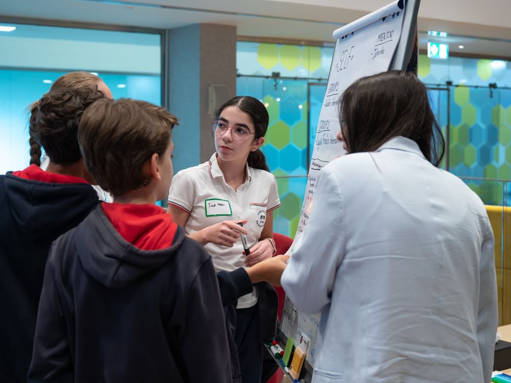 دائرة الطاقة في أبوظبي توسّع نطاق مبادرة "روّاد المستقبل" للتوعية بكفاءة الاستهلاك