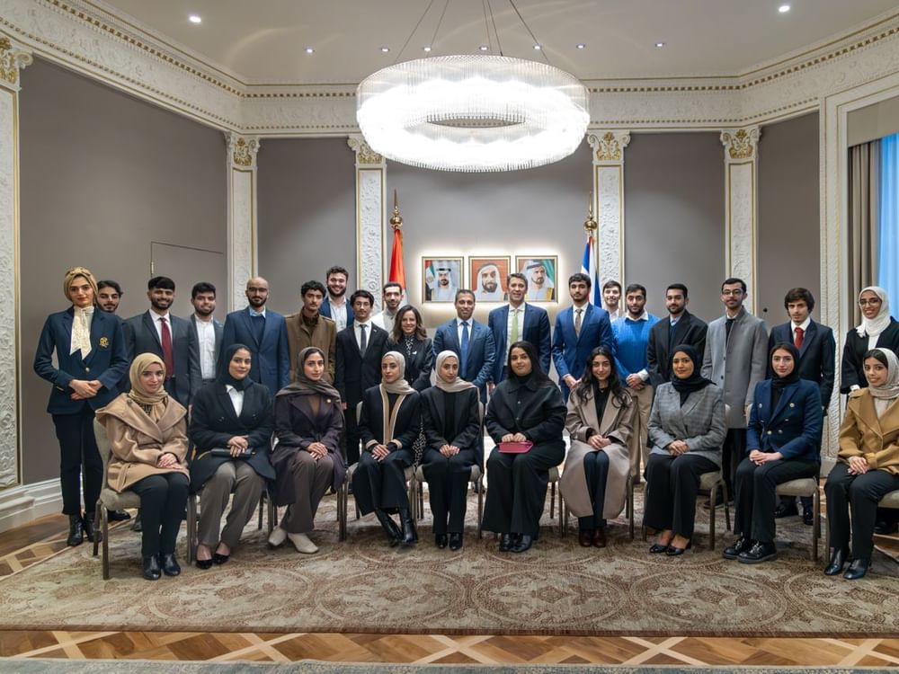 "وزير التربية" يلتقي مسؤولي المؤسسات التعليمية والطلبة المبتعثين في المملكة المتحدة