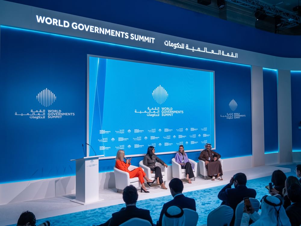 Equador lança estratégia nacional de inteligência artificial na Cúpula Mundial de Governos em Dubai