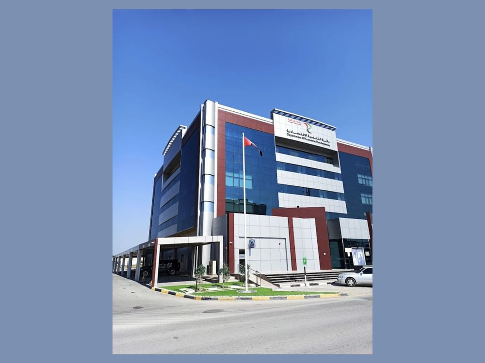 Ras Al Khaimah registra alta de 31,5% em novas licenças empresariais e capital se aproxima de US$ 3 bilhões em 2025