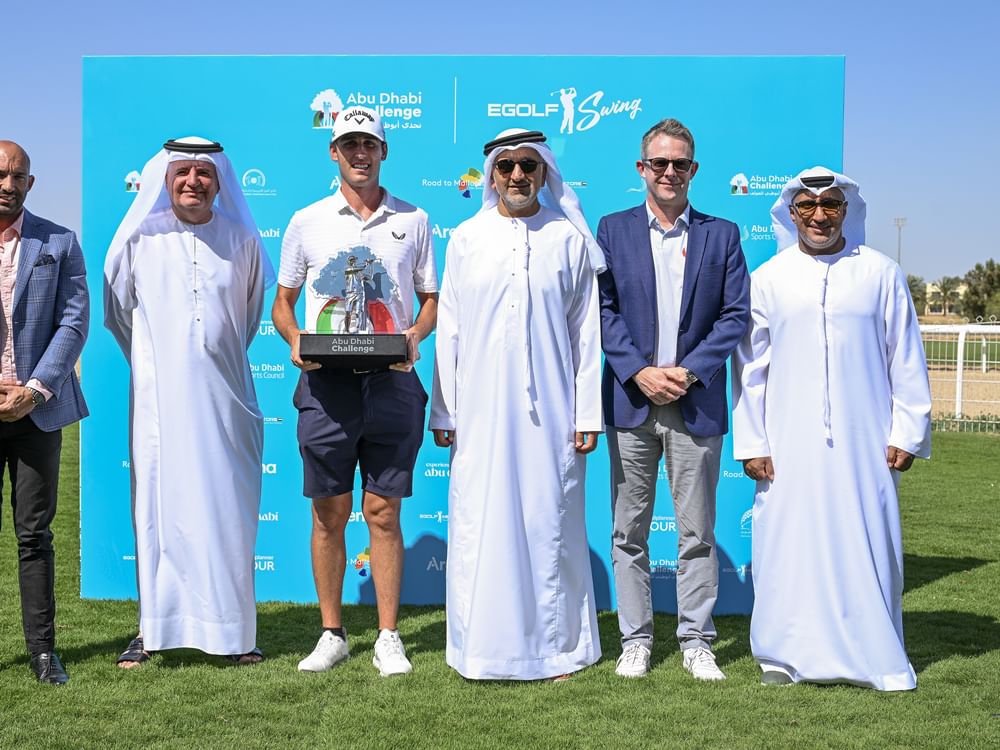 الإيطالي باراتوري يحصد لقب