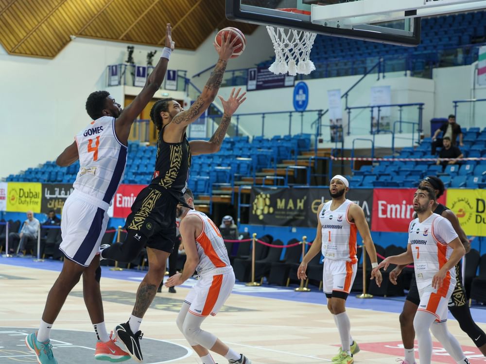 منتخب الإمارات يتأهل إلى نصف نهائي دولية دبي لكرة السلة