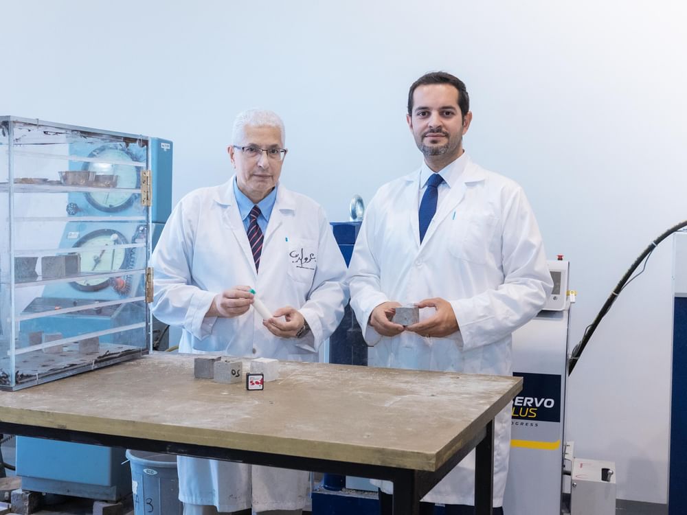 Des chercheurs de l’Université des Émirats arabes unis (UAEU) obtiennent un brevet américain pour transformer des déchets industriels en puits de carbone permanent