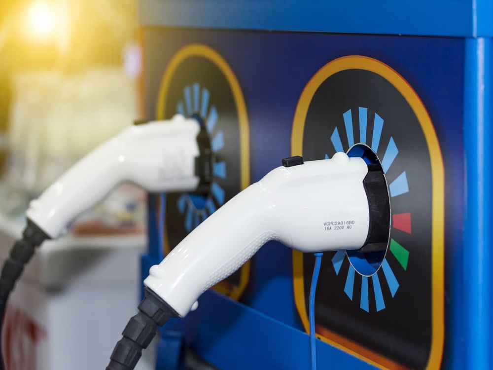 China operates world's largest EV charging network