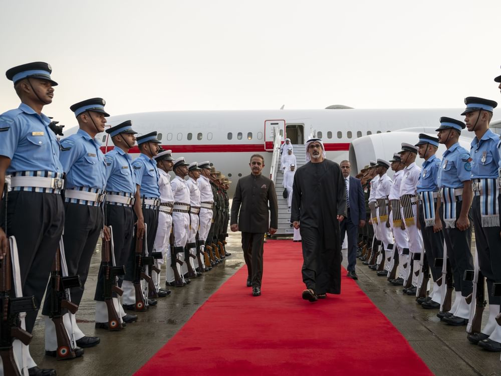 Príncipe-herdeiro de Abu Dhabi chega à Índia para participar da 18ª Cúpula do Brics