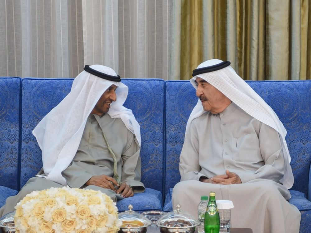 حاكم أم القيوين يستقبل المهنئين بشهر رمضان 