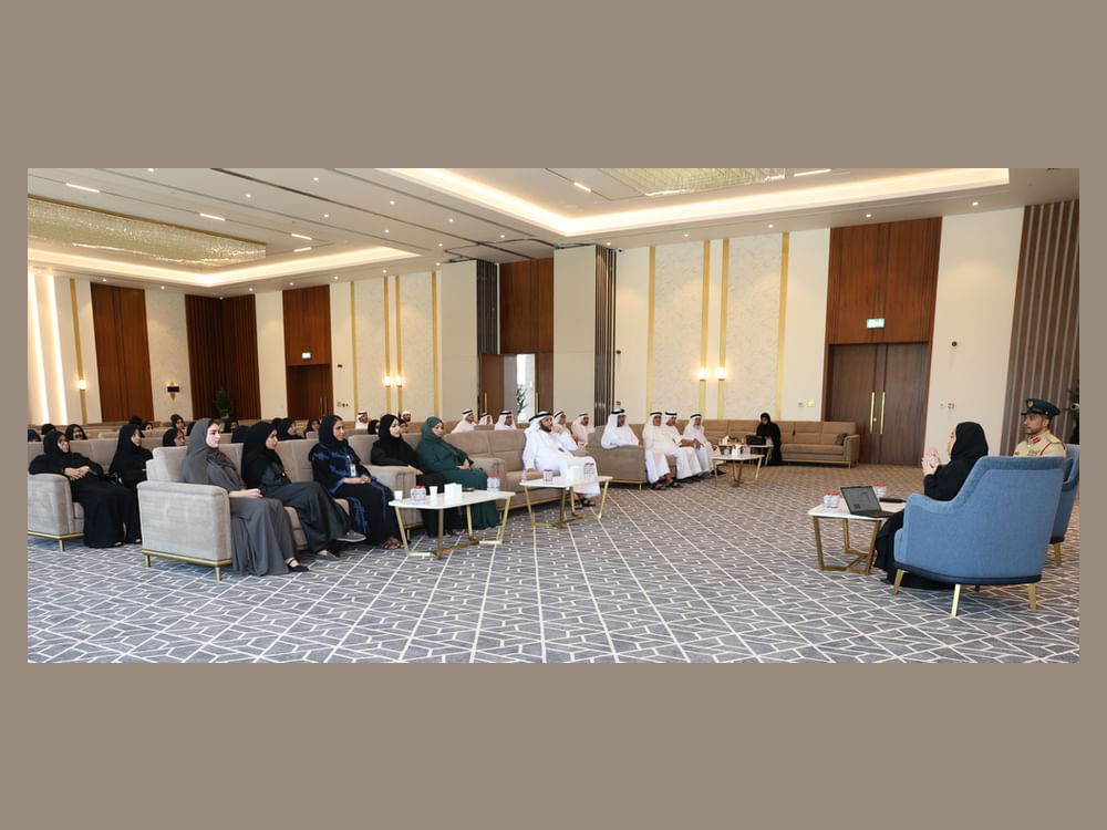 شرطة دبي وهيئة تنمية المجتمع تنظمان ملتقى حول كبار المواطنين ومكانتهم في المجتمع