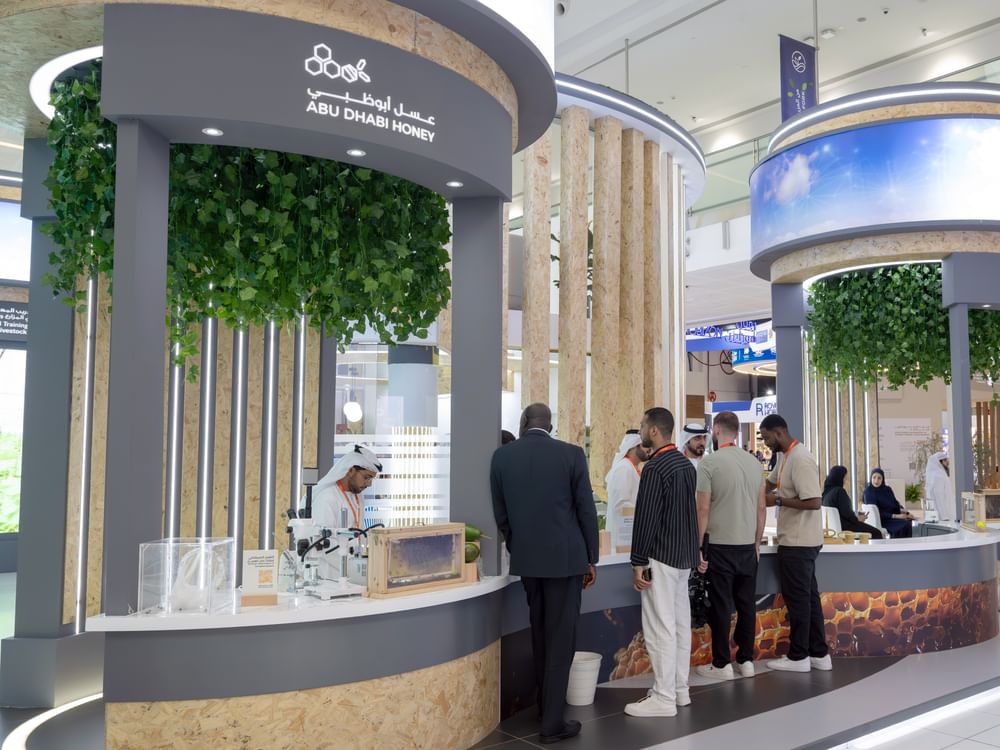 "عسل أبوظبي" يبرز جودة الإنتاج المحلي خلال الأسبوع العالمي للغذاء 