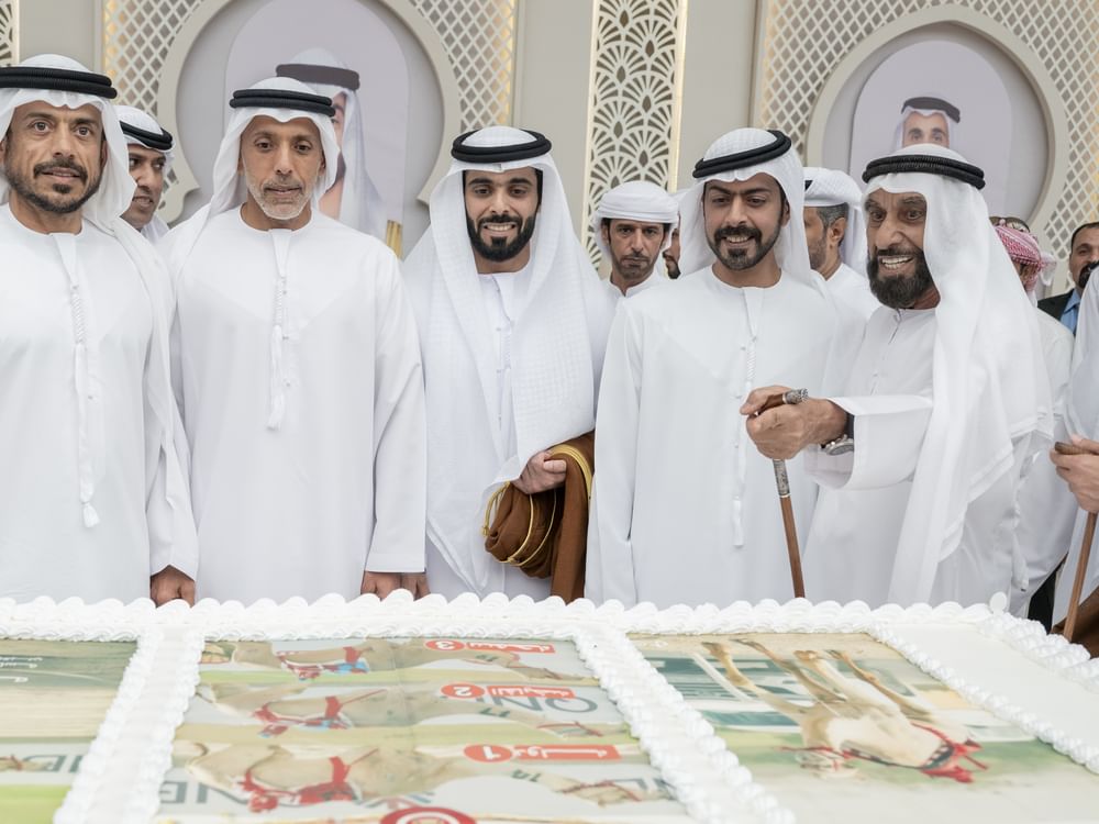 سلطان وأحمد وخليفة بن طحنون بن محمد يحضرون حفل استقبال بمناسبة أفراح الكتبي