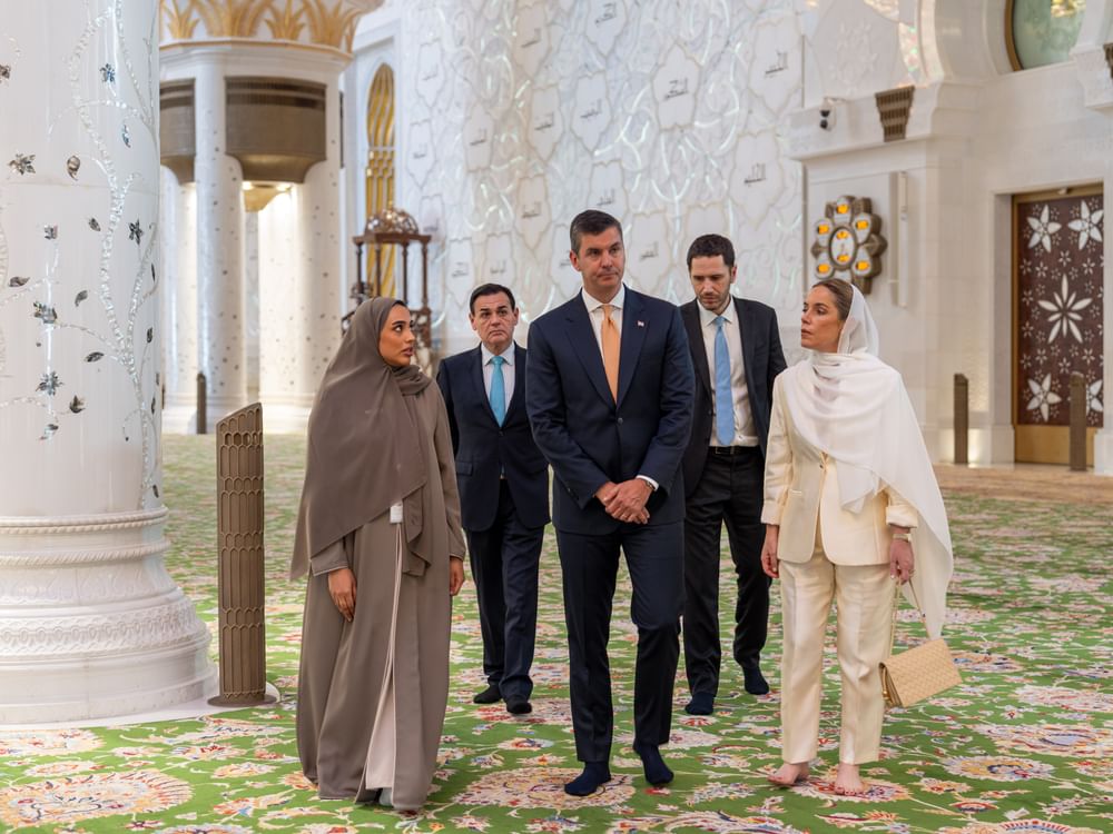 Paraguay President visits Sheikh Zayed Grand Mosque in Abu Dhabi