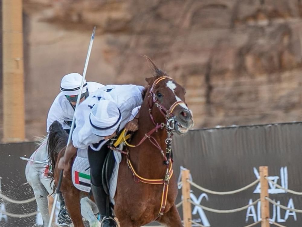 مشاركة محلية وخليجية في بطولة بوذيب الأولى لألتقاط الأوتاد