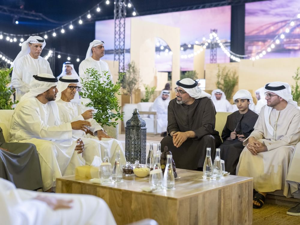 خالد بن محمد بن زايد يحضر الأمسية الرمضانية لموظفي حكومة أبوظبي