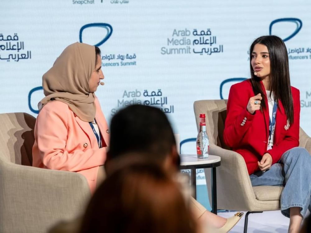 قمة الإعلام العربي .. صُناع محتوى: المصداقية أساس النجاح وبناء الجمهور
