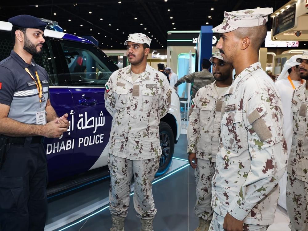 شرطة أبوظبي تستقطب الكفاءات الوطنية في معرض الخدمة الوطنية للتوظيف بدبي
