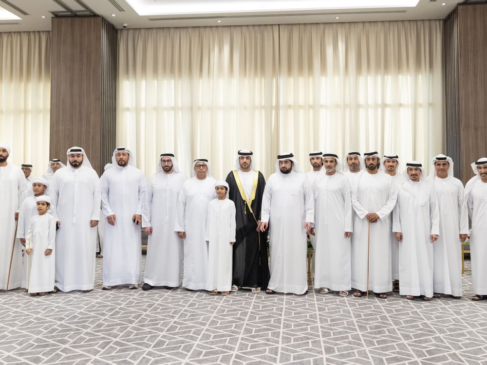 أحمد بن محمد يحضر أفراح السويدي والشامسي