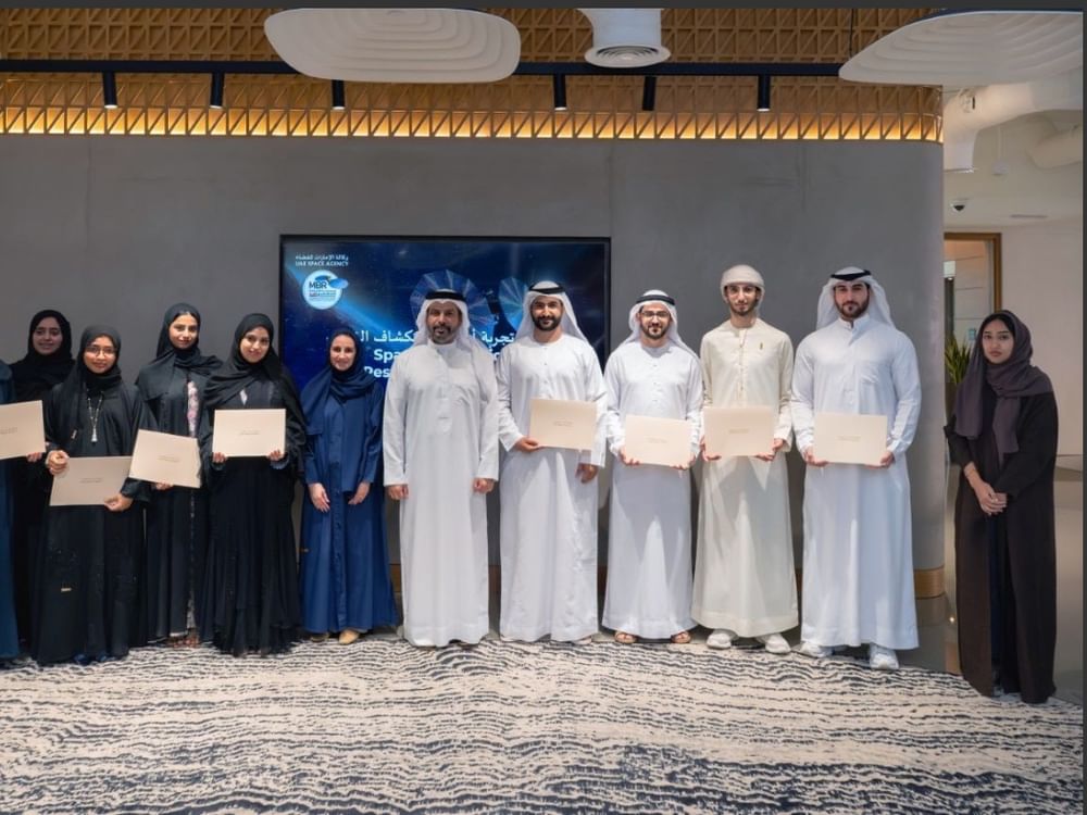 اختيار 9 طلبة إماراتيين للمشاركة في برنامج تجربة أبحاث استكشاف الفضاء