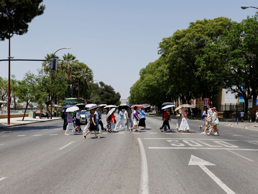 Severe heatwave in southern Europe pushes temperatures above 40°C