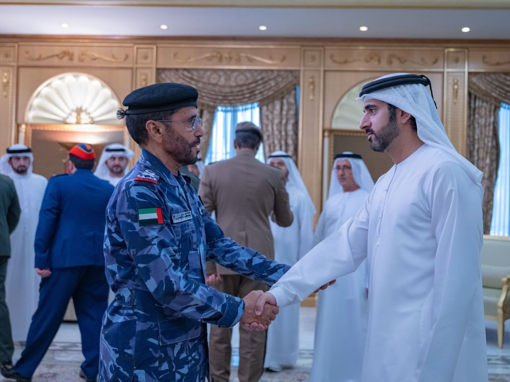 حمدان بن محمد ومكتوم بن محمد يتقبّلان التعازي في وفاة الشيخ أحمد بن راشد