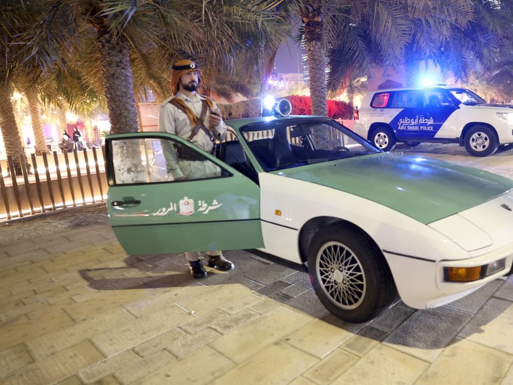 إحياء الموروث الشرطي بمهرجان قصر الحصن
